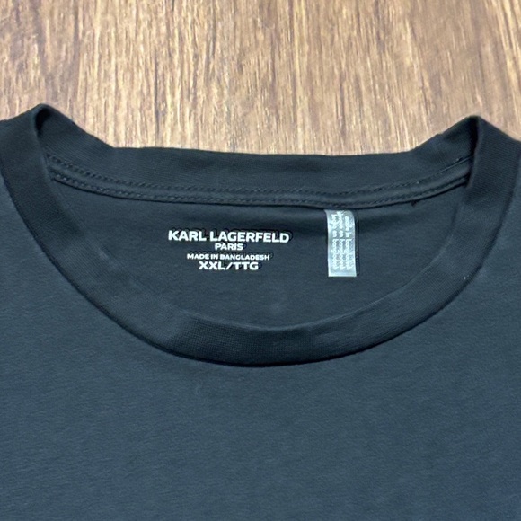 🔥🔥🔥Karl Lagerfeld Black Short Sleeve Tee with Logo Size: XXL🔥🔥🔥 - Picture 2 of 10